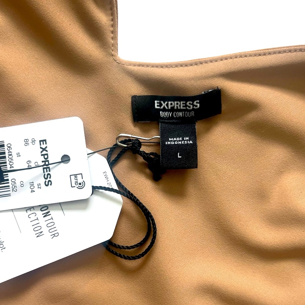NWT Express Body Contour Tan V-Neck High Compression Tank - Size L - Picture 3 of 8